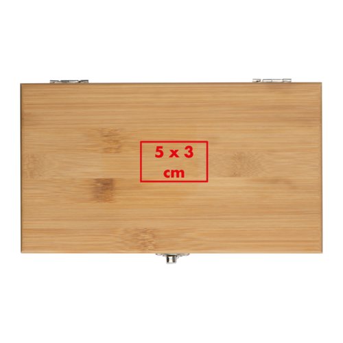 Wooden wine box with closure.