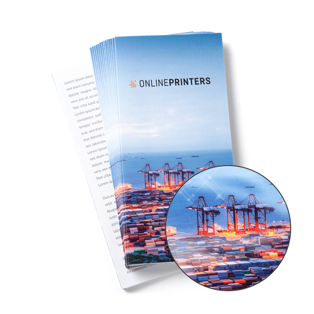 Folded leaflets UV-coated